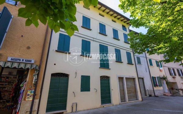 appartamento in vendita a Vezzano sul Crostolo