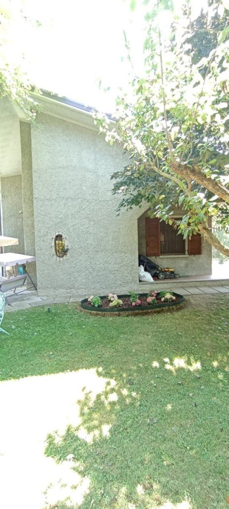 casa indipendente in vendita a Vezzano sul Crostolo in zona La Vecchia