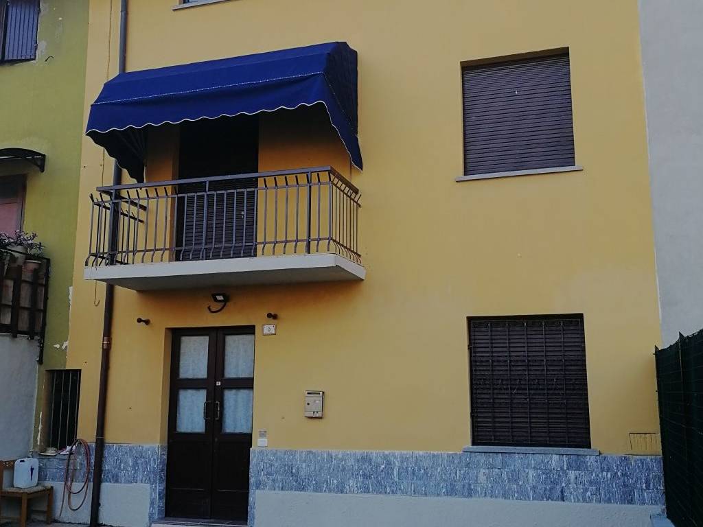 casa indipendente in vendita a Vezzano sul Crostolo