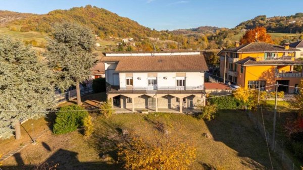 casa indipendente in vendita a Vezzano sul Crostolo in zona La Vecchia
