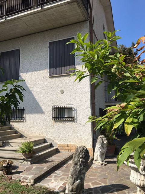 casa indipendente in vendita a Viano