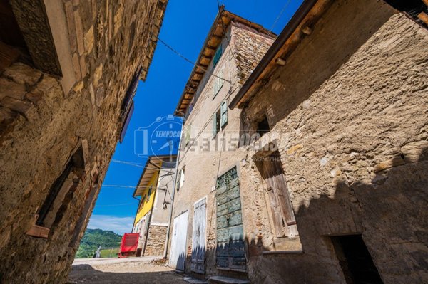 appartamento in vendita a Viano
