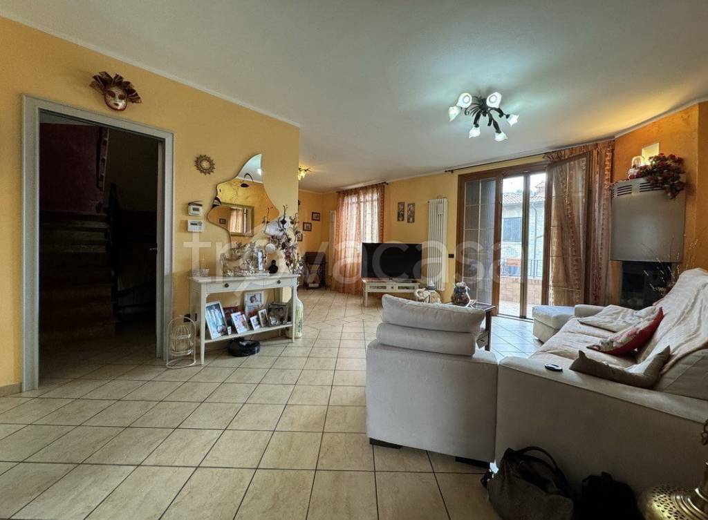appartamento in vendita a Viano