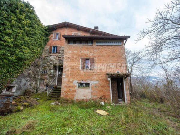 appartamento in vendita a Viano