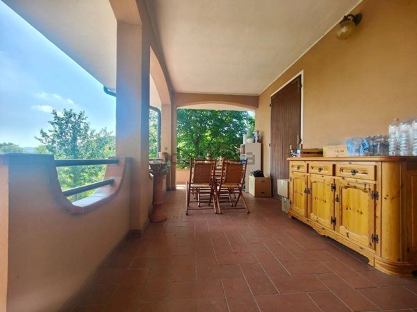 casa indipendente in vendita a Viano