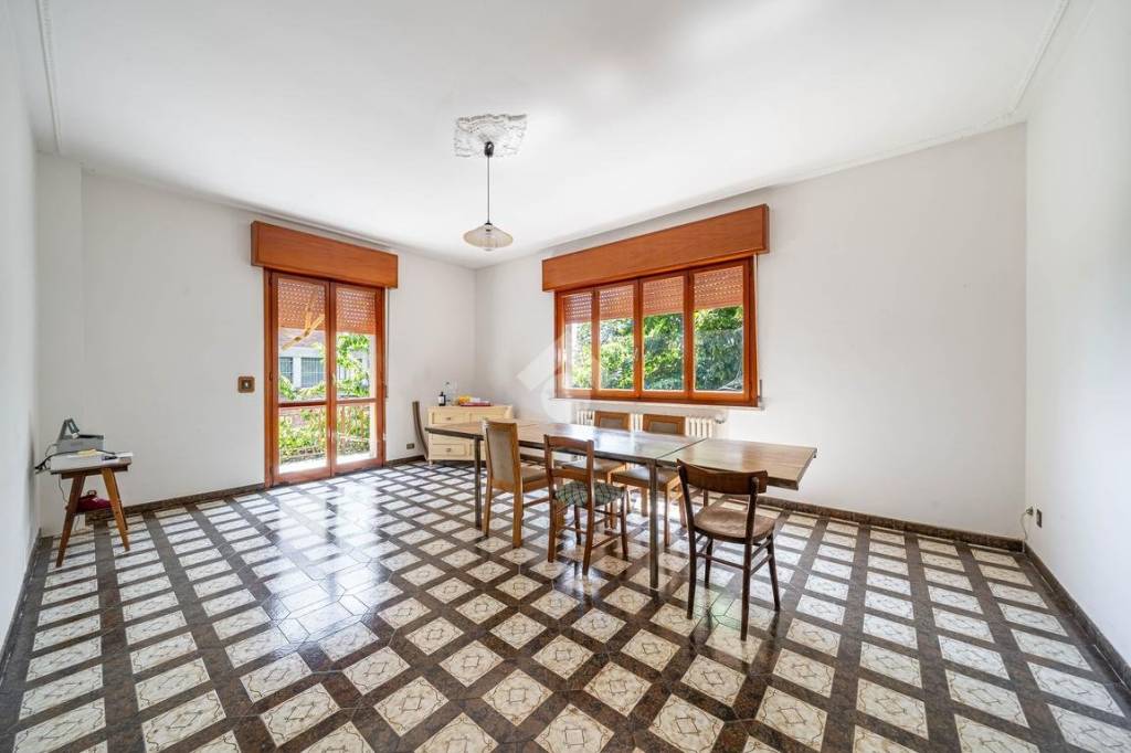 casa indipendente in vendita a Viano