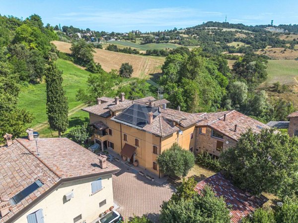 casa indipendente in vendita a Viano in zona Ca' Bertacchi