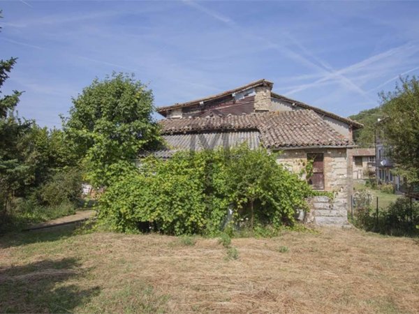 locale commerciale in vendita a Viano