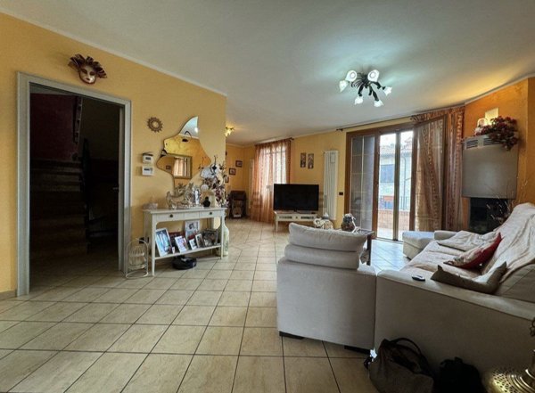 appartamento in vendita a Viano