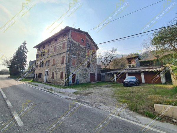 appartamento in vendita a Viano