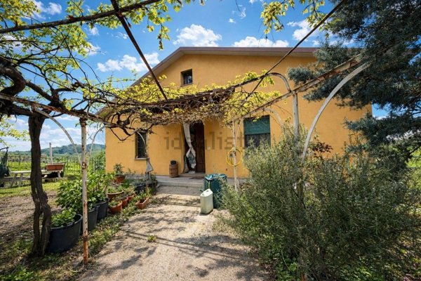 appartamento in vendita a Viano