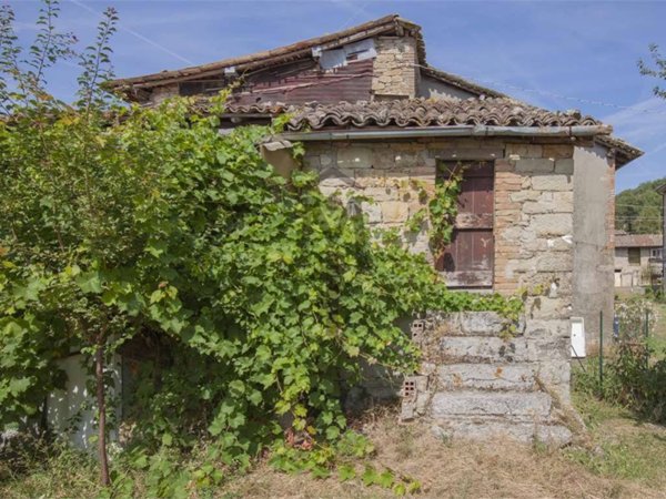 appartamento in vendita a Viano