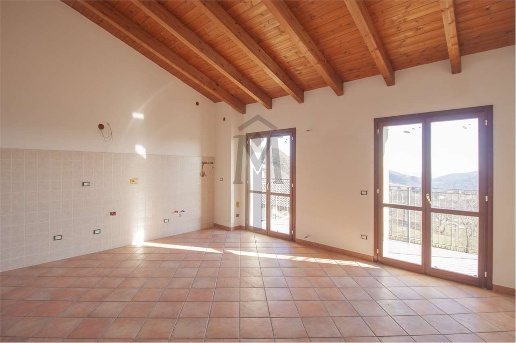 appartamento in vendita a Viano in zona Ca' de' Pazzi