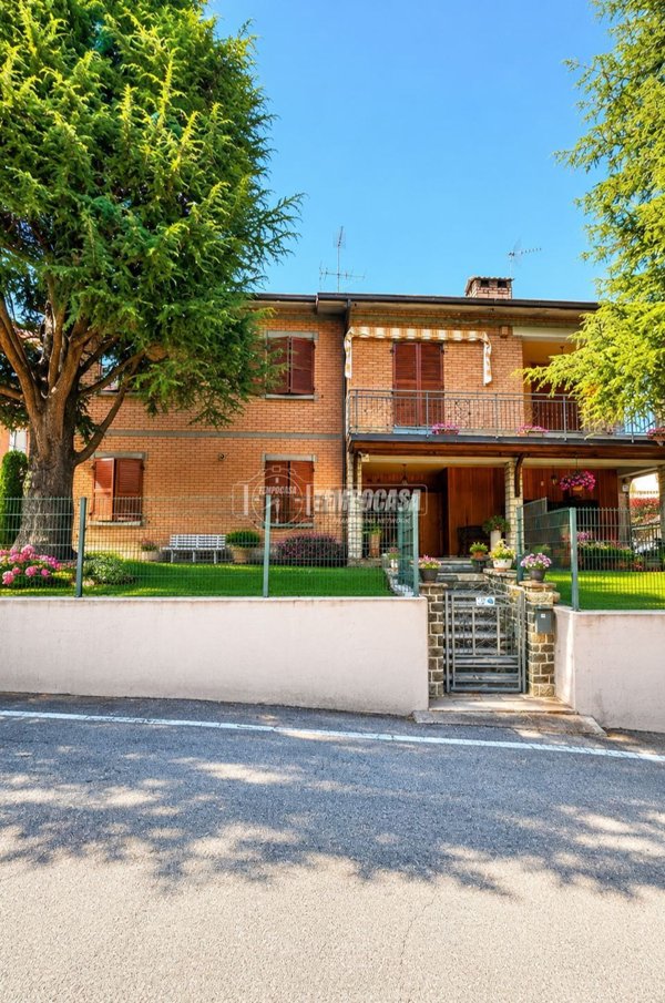 appartamento in vendita a Viano