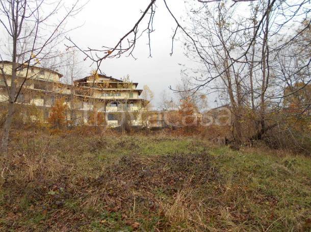 terreno edificabile in vendita a Villa Minozzo