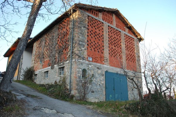 casa indipendente in vendita a Villa Minozzo