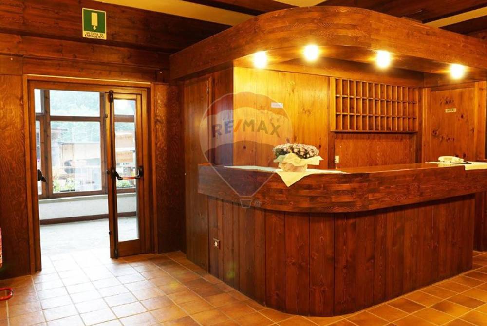 locale di sgombero in vendita a Villa Minozzo in zona Civago