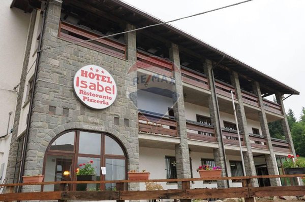 locale di sgombero in vendita a Villa Minozzo in zona Civago