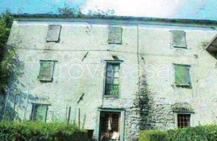 casa indipendente in vendita a Villa Minozzo in zona Asta