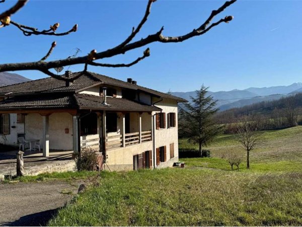 casa indipendente in vendita a Villa Minozzo