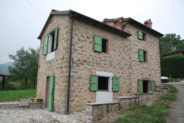 casa indipendente in vendita a Villa Minozzo