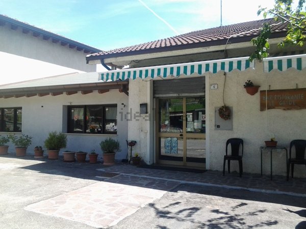 casa indipendente in vendita a Villa Minozzo