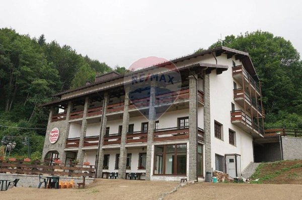 casa indipendente in vendita a Villa Minozzo