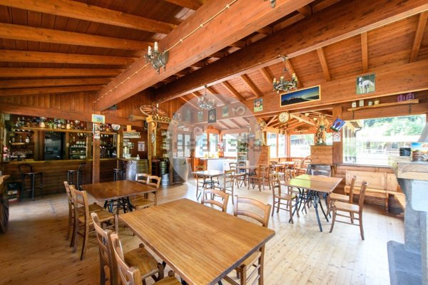 casa indipendente in vendita a Villa Minozzo in zona Febbio