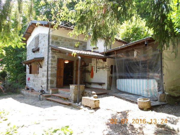 casa indipendente in vendita a Villa Minozzo