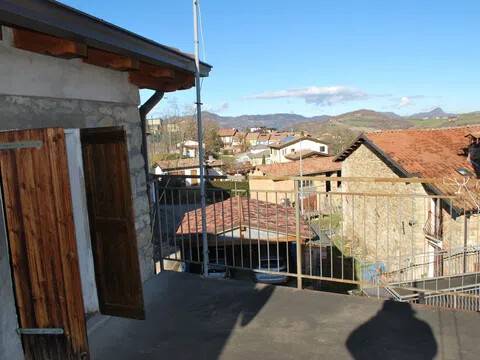 appartamento in vendita a Villa Minozzo in zona Case Zobbi