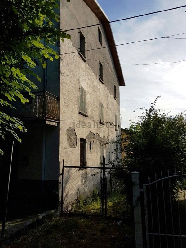 casa indipendente in vendita a Villa Minozzo