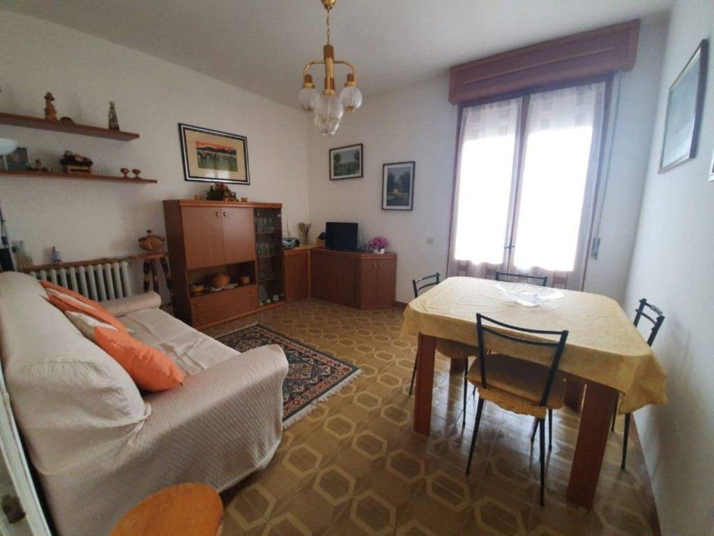 casa indipendente in vendita a Villa Minozzo in zona Febbio