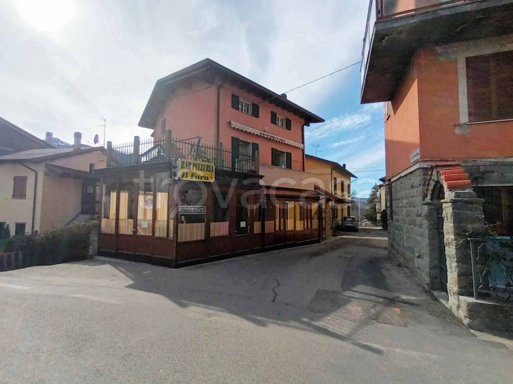 casa indipendente in vendita a Ventasso in zona Ligonchio