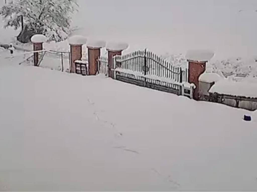 casa indipendente in vendita a Ventasso