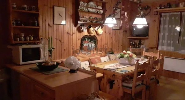 appartamento in vendita a Ventasso in zona Cerreto Laghi