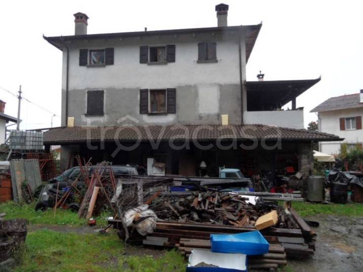 casa indipendente in vendita a Ventasso