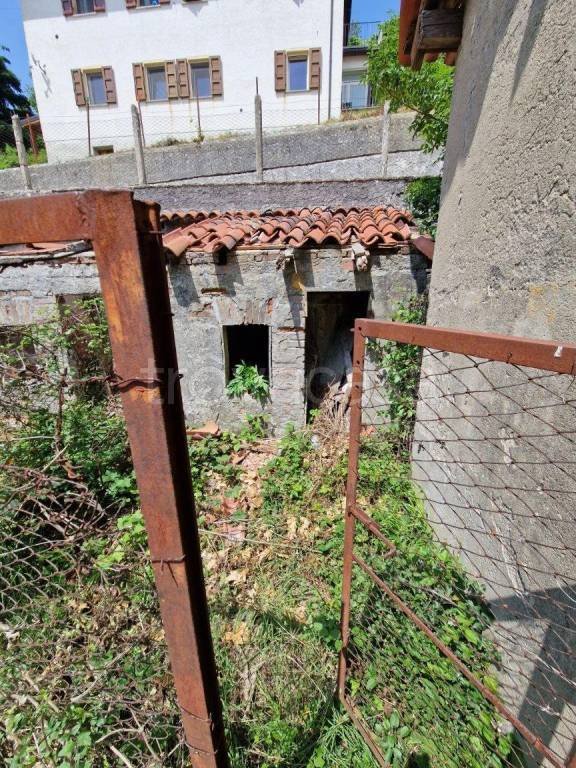 appartamento in vendita a Ventasso in zona Ligonchio