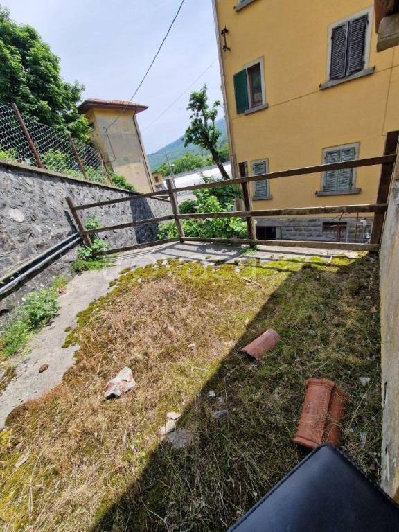 appartamento in vendita a Ventasso in zona Ligonchio