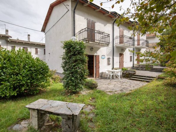 casa indipendente in vendita a Ventasso in zona Cervarezza