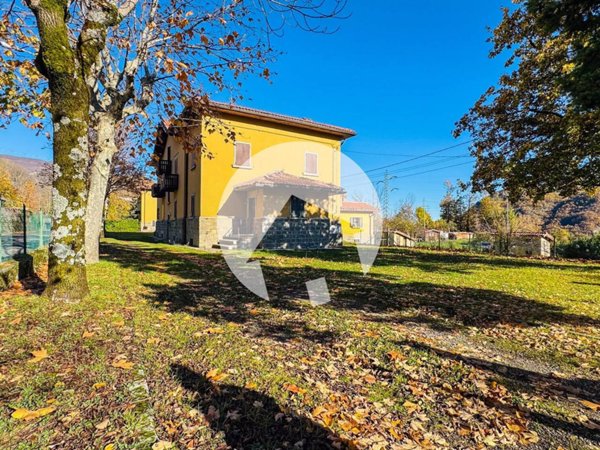 appartamento in vendita a Ventasso