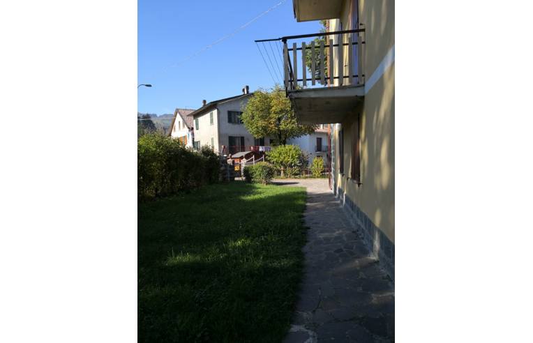 appartamento in vendita a Ventasso in zona Ramiseto