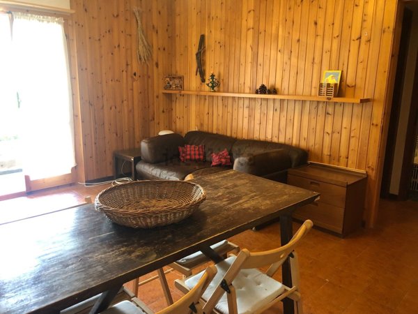 appartamento in vendita a Ventasso in zona Cerreto Laghi