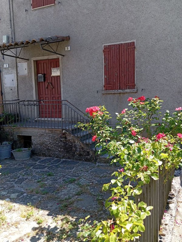 appartamento in vendita a Ventasso