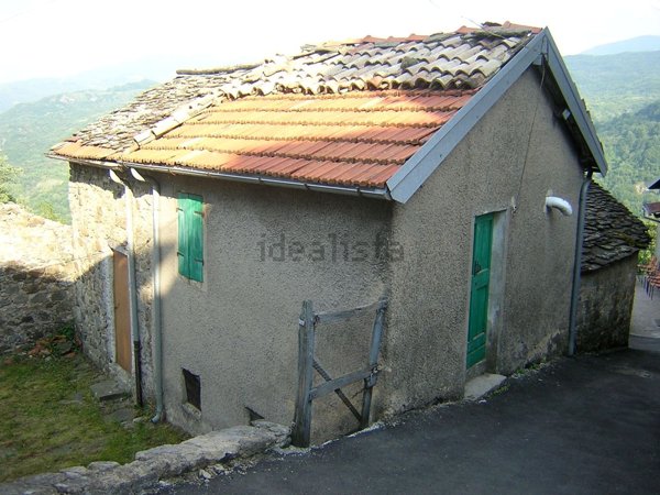 appartamento in vendita a Ventasso