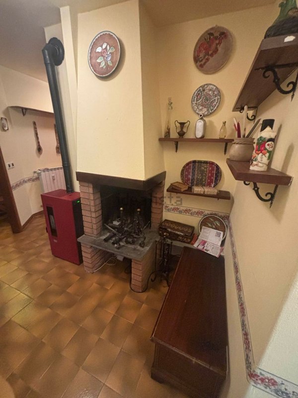 appartamento in vendita a Ventasso