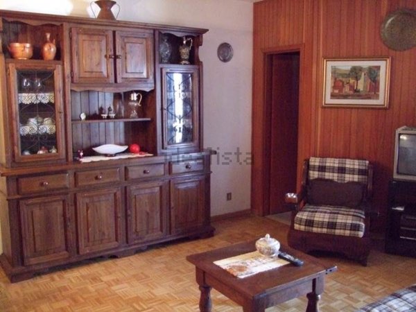 appartamento in vendita a Ventasso in zona Cerreto Laghi