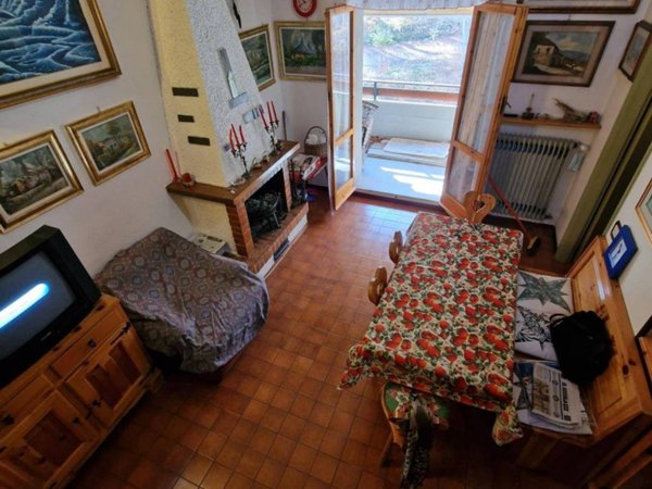 appartamento in vendita a Ventasso in zona Cerreto Laghi