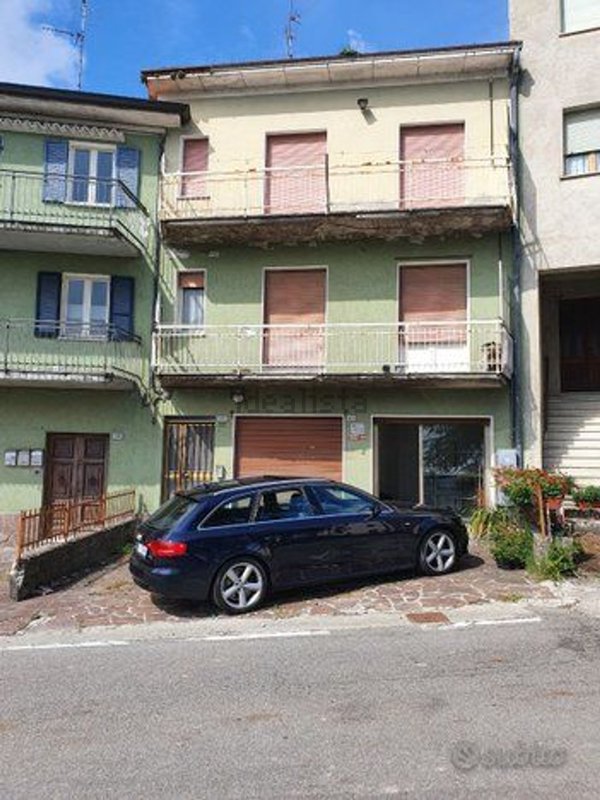 appartamento in vendita a Ventasso