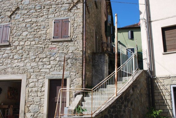 appartamento in vendita a Ventasso in zona Collagna