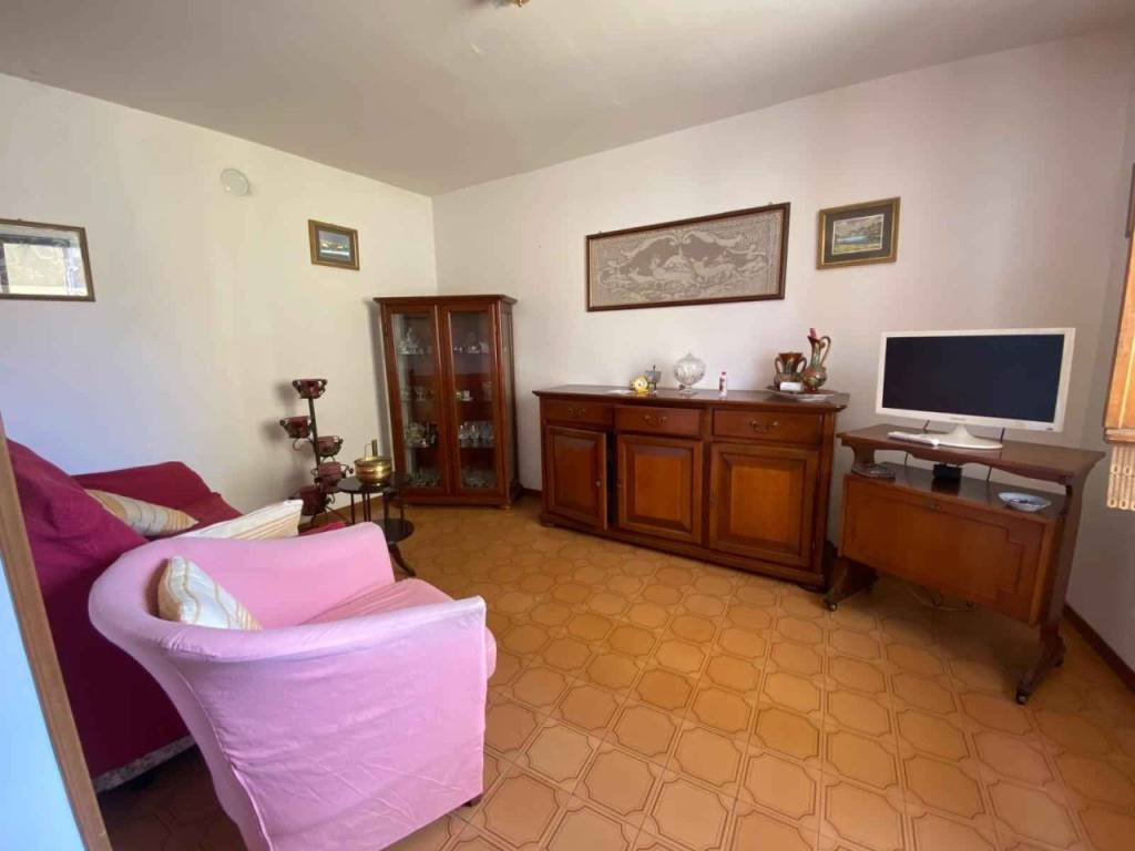 casa indipendente in vendita a Ventasso in zona Cervarezza